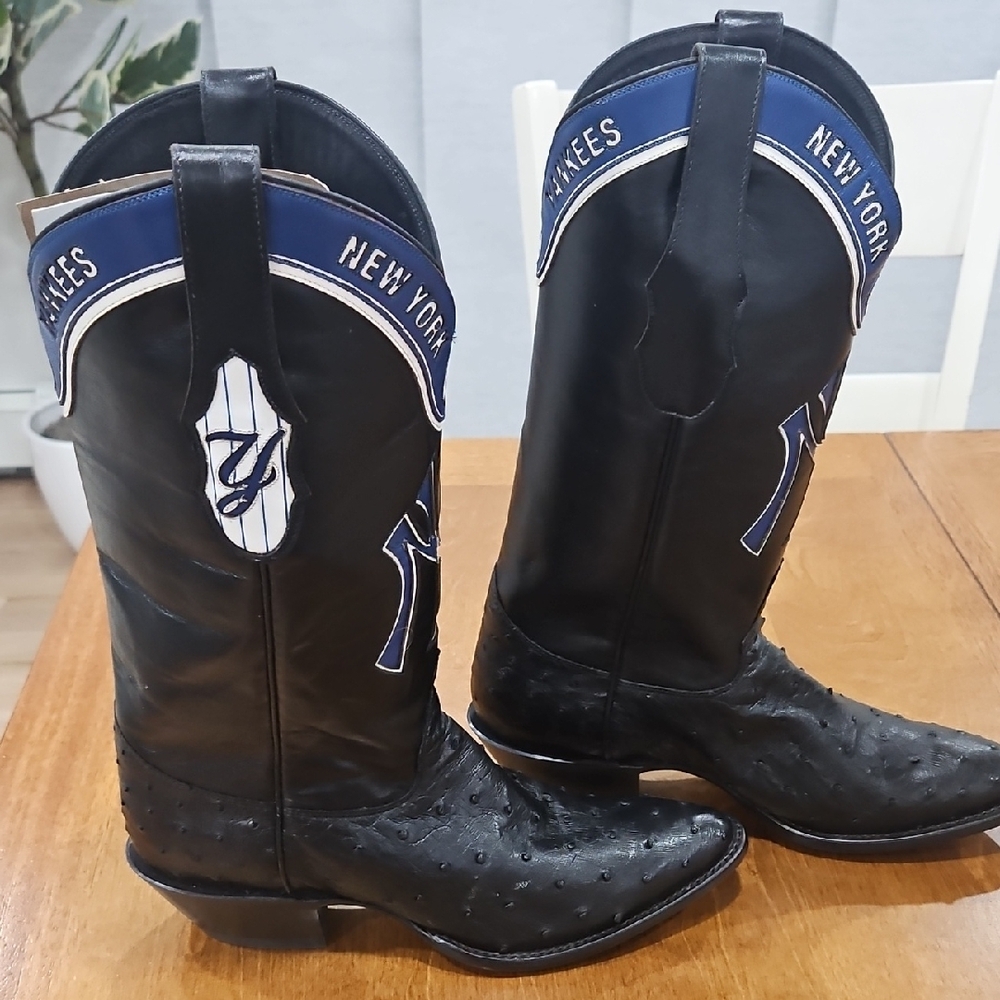 Justin Boots Black and Blue Heeled Boots - Picture 2 of 10